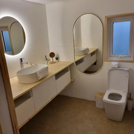 Vimy House 木屋 克利夫登